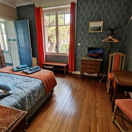 La Garenne Bed & Breakfast Bricquebec Exterior photo